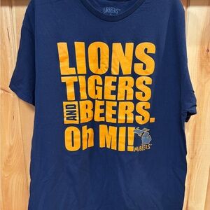 Lions, Tigers and Beers. Oh MI! Short Sleeve Navy/Gold T-shirt men’s XL